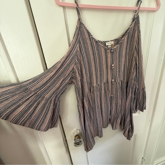 En Crème Striped Boho Cold-Shoulder Top Size XL - Picture 2 of 7